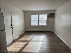 840 Moyer Ave in Youngstown, OH - Building Photo - Building Photo