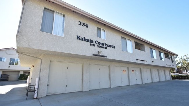 Kalmia Courtyards