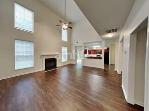 16202 Grafham Cir in Huntersville, NC - Foto de edificio - Building Photo