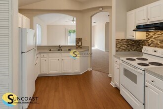 5550 Oak Crossing Dr in Jacksonville, FL - Building Photo - Building Photo