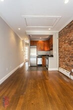 1373 1st Ave, Unit 6 in New York, NY - Building Photo - Building Photo