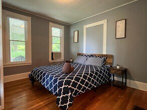 208 Hudson St, Unit 1 in Ithaca, NY - Building Photo - Building Photo