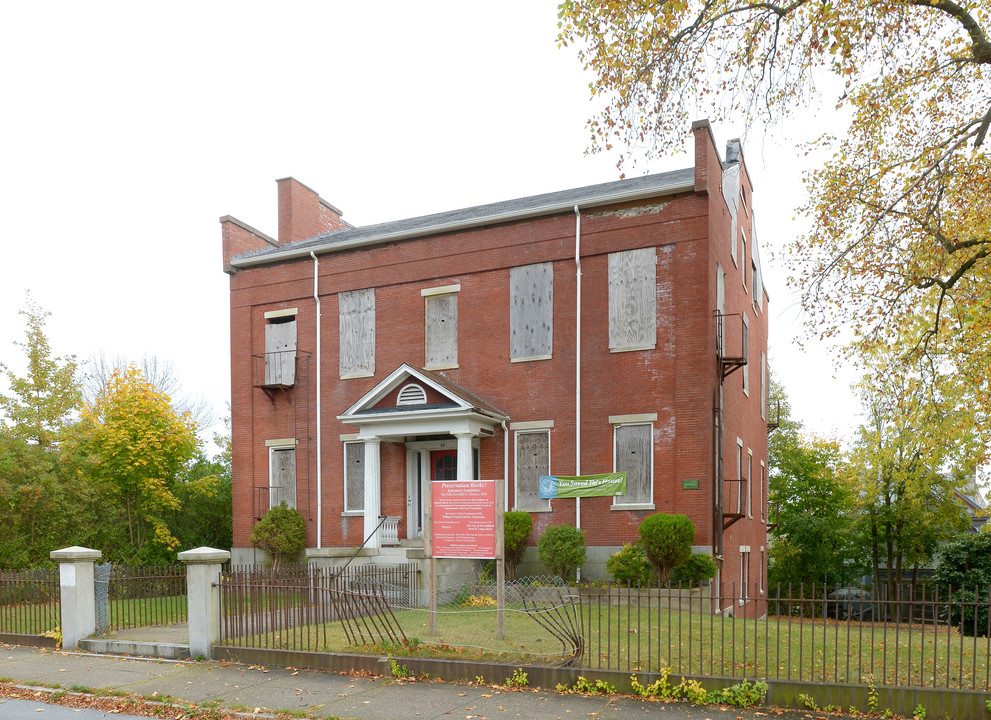 Howland House in New Bedford, MA - Building Photo