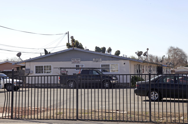 19353 Meekland Ave in Hayward, CA - Foto de edificio - Building Photo