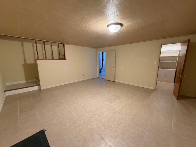 6138 E 129 St in Grandview, MO - Building Photo - Building Photo