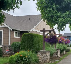 1502 Bryce Park Loop in Lynden, WA - Building Photo - Building Photo