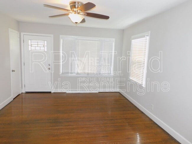 2001 Pleasant Ridge Rd in Greensboro, NC - Building Photo - Building Photo