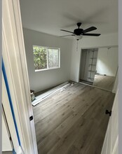 316 W 54th St in Los Angeles, CA - Foto de edificio - Building Photo