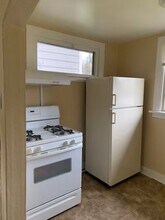 3509 Rucker Ave, Unit Unit #2 in Everett, WA - Building Photo - Building Photo
