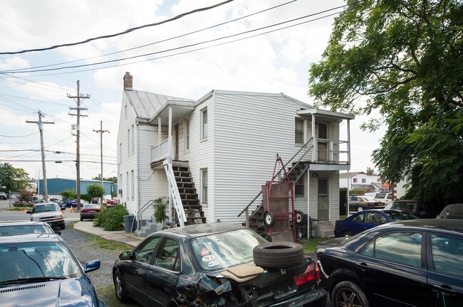 527 E Church St in Frederick, MD - Foto de edificio - Building Photo
