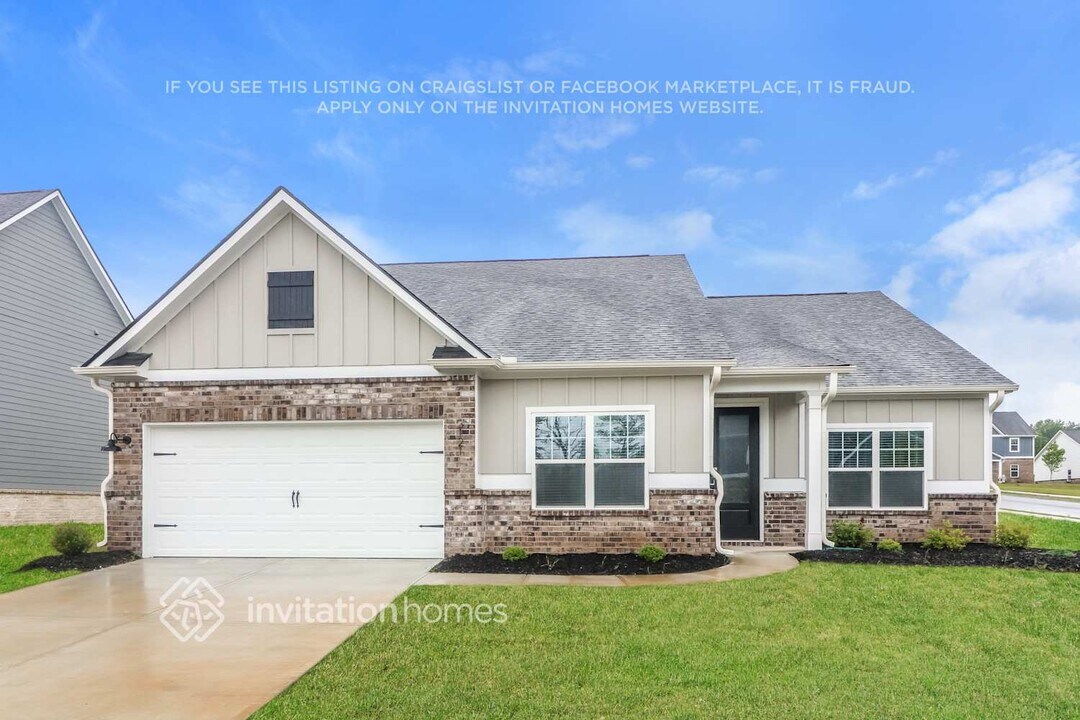 3121 Azteca Wy in Dacula, GA - Building Photo