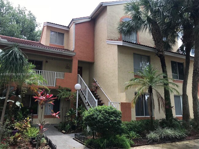 property at 908 Coral Club Dr