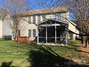 12330 McAllister Park Dr in Charlotte, NC - Building Photo - Building Photo