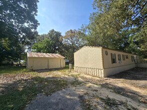 612 Cherokee Ln in Onalaska, TX - Building Photo - Building Photo