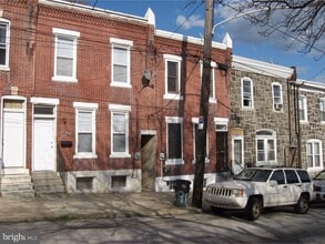 3883 Manayunk Ave in Philadelphia, PA - Foto de edificio - Building Photo