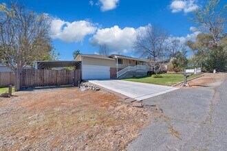 4445 Montcurve Blvd in Fair Oaks, CA - Building Photo - Building Photo