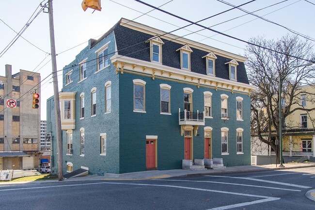 202 Summit Ave in Hagerstown, MD - Building Photo - Building Photo