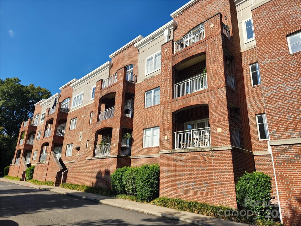 1903 Kenilworth Ave in Charlotte, NC - Building Photo