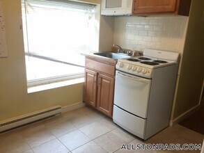 10 Armington St, Unit 7 in Boston, MA - Building Photo - Building Photo