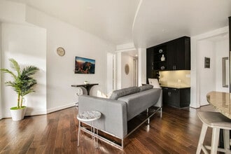 101 Bowen St in Dallas, TX - Building Photo - Building Photo