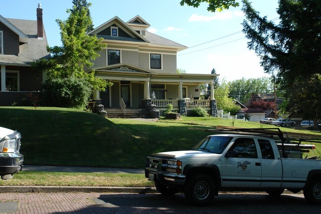 1127 W 8th Ave in Spokane, WA - Building Photo - Building Photo