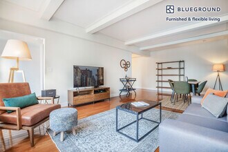 400 E 58th St in New York, NY - Building Photo - Building Photo