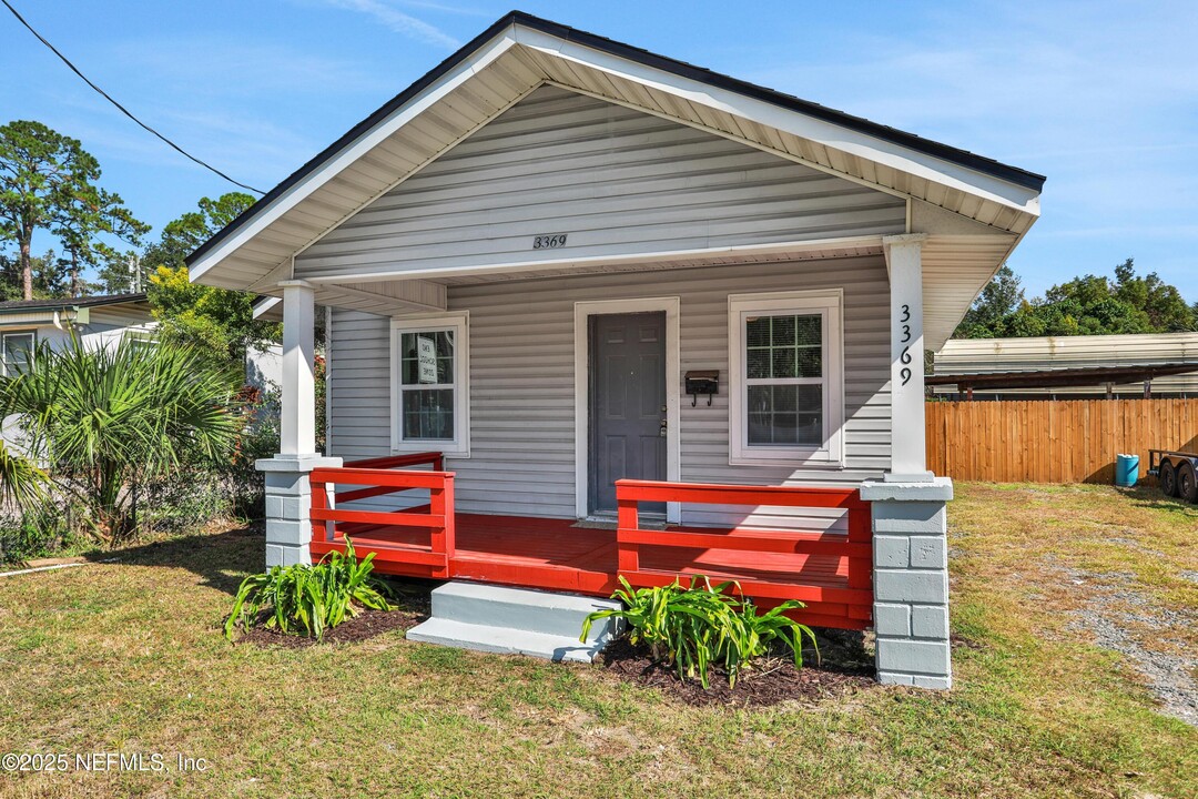 3369 St Augustine Rd in Jacksonville, FL - Building Photo