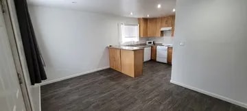 8034 Ney Ave in Oakland, CA - Building Photo - Building Photo