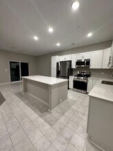 7619 148th Trl in Ramsey, MN - Foto de edificio - Building Photo