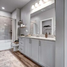 15022 Vance Jackson Rd in San Antonio, TX - Foto de edificio - Building Photo