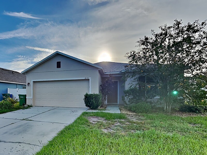 3074 Brenton Manor Loop in Winter Haven, FL - Building Photo
