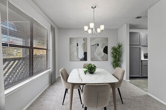 Park at Oak Ridge in Greensboro, NC - Foto de edificio - Building Photo