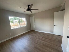 3831 S Mitchell Dr in Tempe, AZ - Building Photo - Building Photo