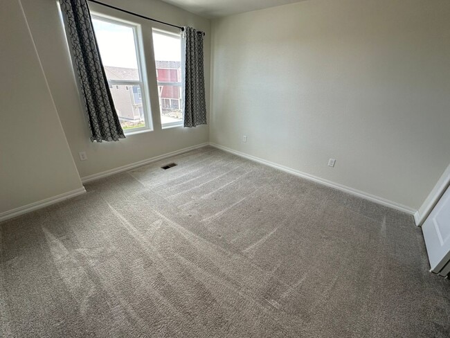 914 Cana Grove in Colorado Springs, CO - Foto de edificio - Building Photo