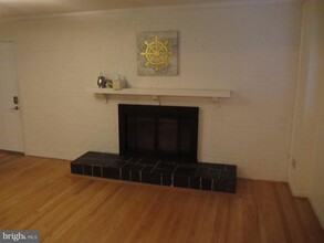 6322 Linway Terrace in McLean, VA - Building Photo - Building Photo