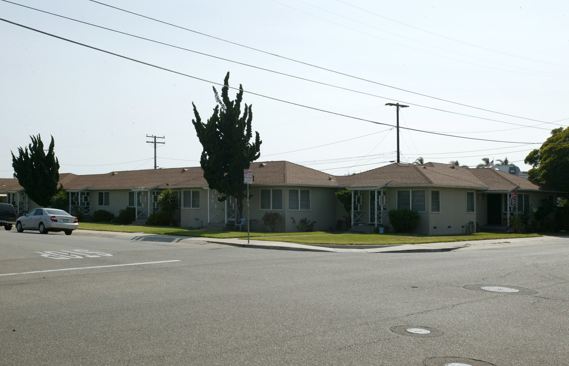 2101 San Marino St in Oxnard, CA - Building Photo