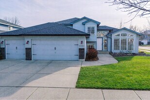 24104 E Maxwell Ave in Liberty Lake, WA - Building Photo