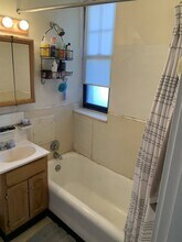 185 Chestnut Hill Ave, Unit 2 in Boston, MA - Foto de edificio - Building Photo