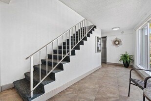 1601 S Flagler Dr in West Palm Beach, FL - Building Photo