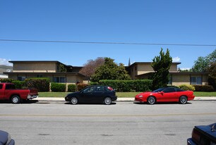293-295 W Park Row Ave in Ventura, CA - Building Photo
