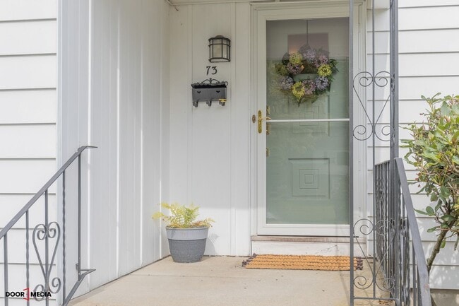 73 Montclair Dr in West Hartford, CT - Building Photo - Building Photo