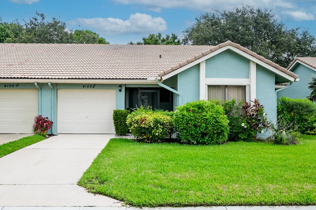 4166 Gator Trace Villas Cir