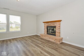 9235 Delphi Ct in Indianapolis, IN - Building Photo - Building Photo