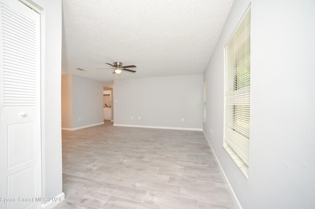 334 Sun Dial Ct in Cocoa, FL - Building Photo - Building Photo
