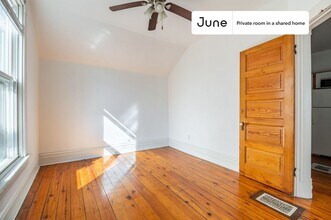 Room in Shared 2 bed/1 bath home in Chicago, IL - Foto de edificio - Building Photo