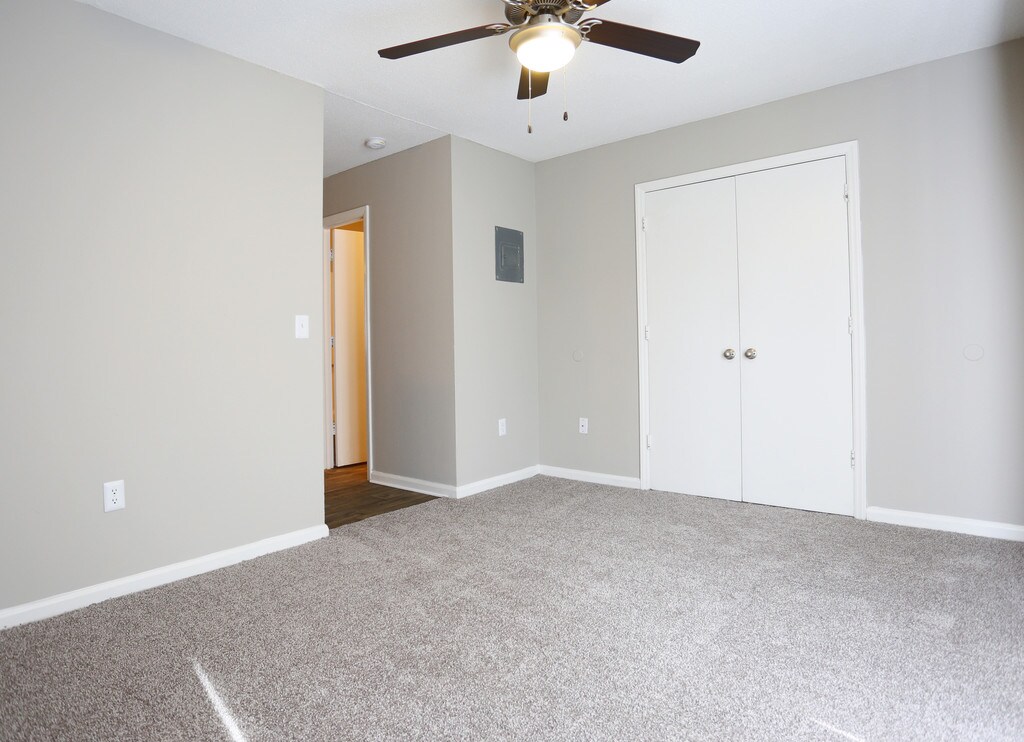 Crestview Huntington Apartments in Concord, NC