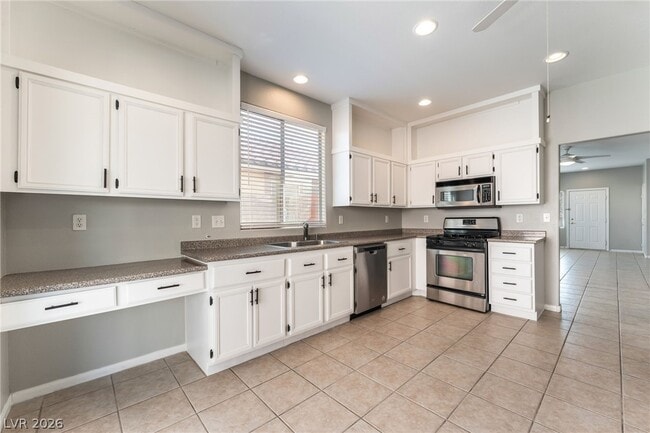 11016 Piedmont Valley Ave in Las Vegas, NV - Building Photo - Building Photo