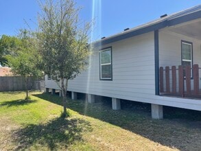 507 Short St in Sinton, TX - Building Photo - Building Photo