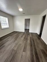 4309 Springlake Dr in Oklahoma City, OK - Building Photo - Building Photo