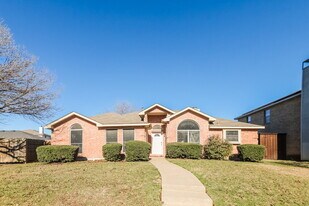 2310 Summit Dr in McKinney, TX - Building Photo